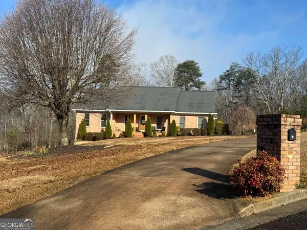 1285 Smithdale Heights Drive, Cumming, GA 30040