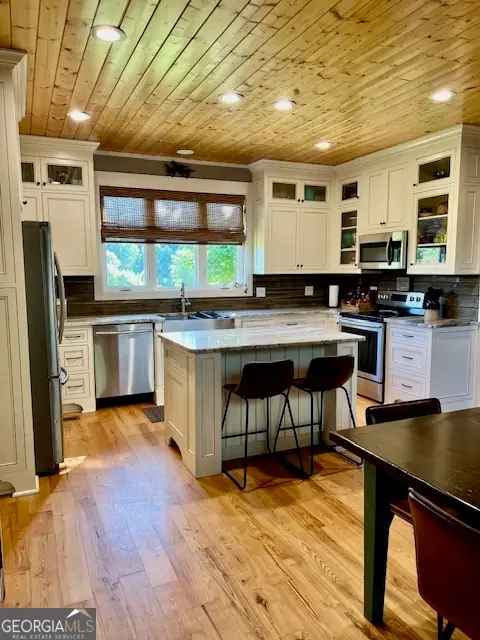 135 Horseshoe Trail, Commerce, GA 30529 - Image #2