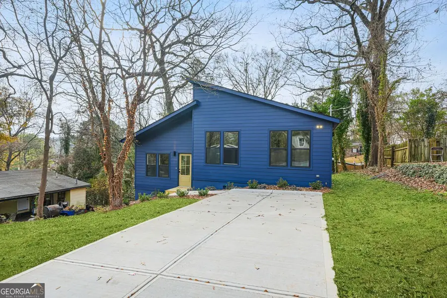 1674 Mary George Avenue Nw, Atlanta, GA 30318 - Image #2