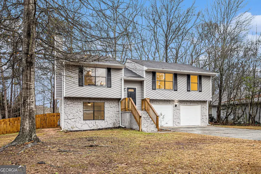 8443 Park Ridge Lane, Riverdale, GA 30274 - Image #2