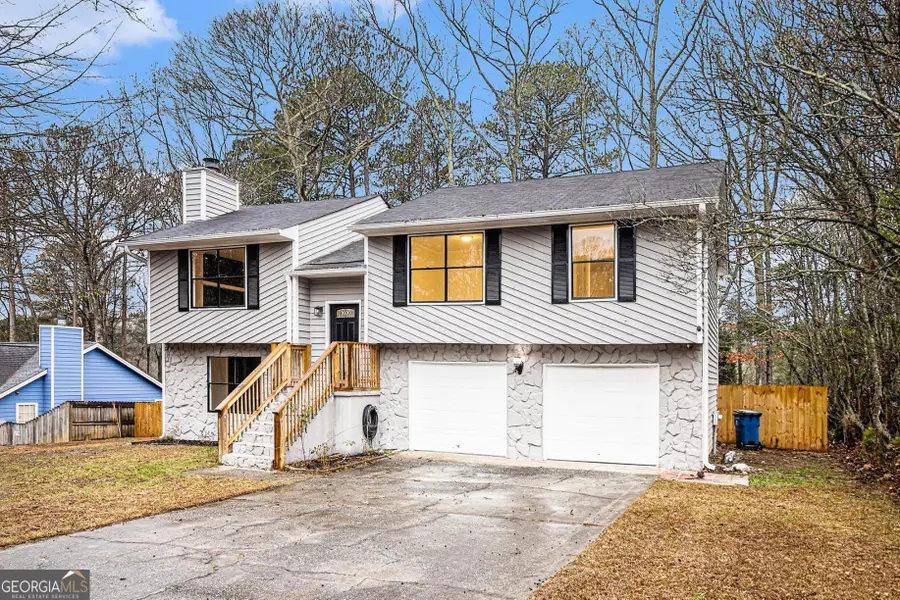 8443 Park Ridge Lane, Riverdale, GA 30274 - Image #3