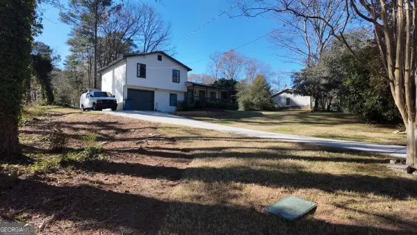 56 Dempsey Drive, Lawrenceville, GA 30044