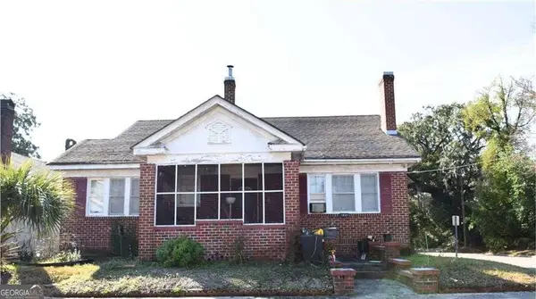 1001 E 41st Street, Savannah, GA 31401