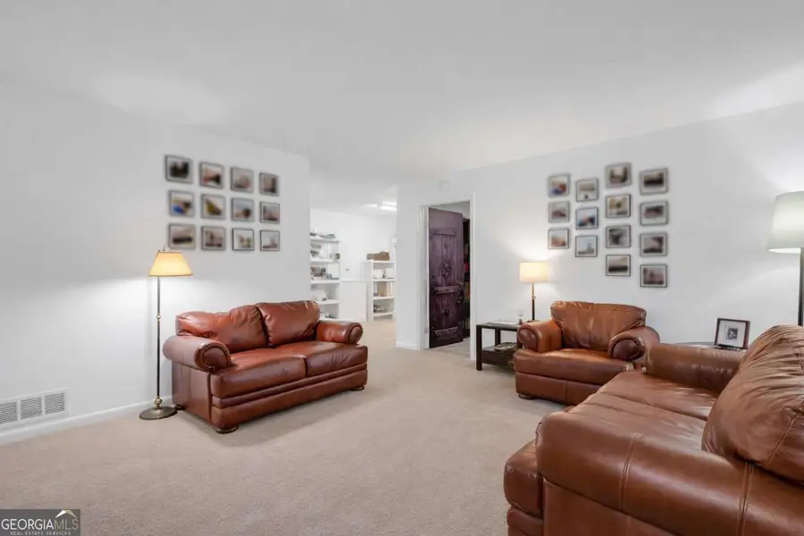 2103 Red Berry Lane Sw, Marietta, GA 30008 - Image #3