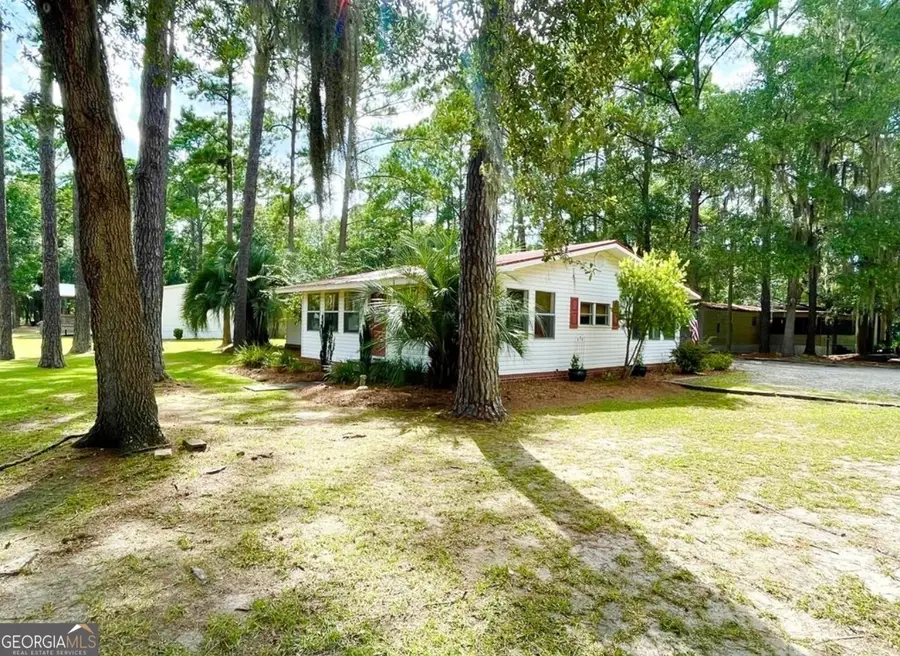 1031 Moore Haven Circle Ne, Townsend, GA 31331 - Image #3