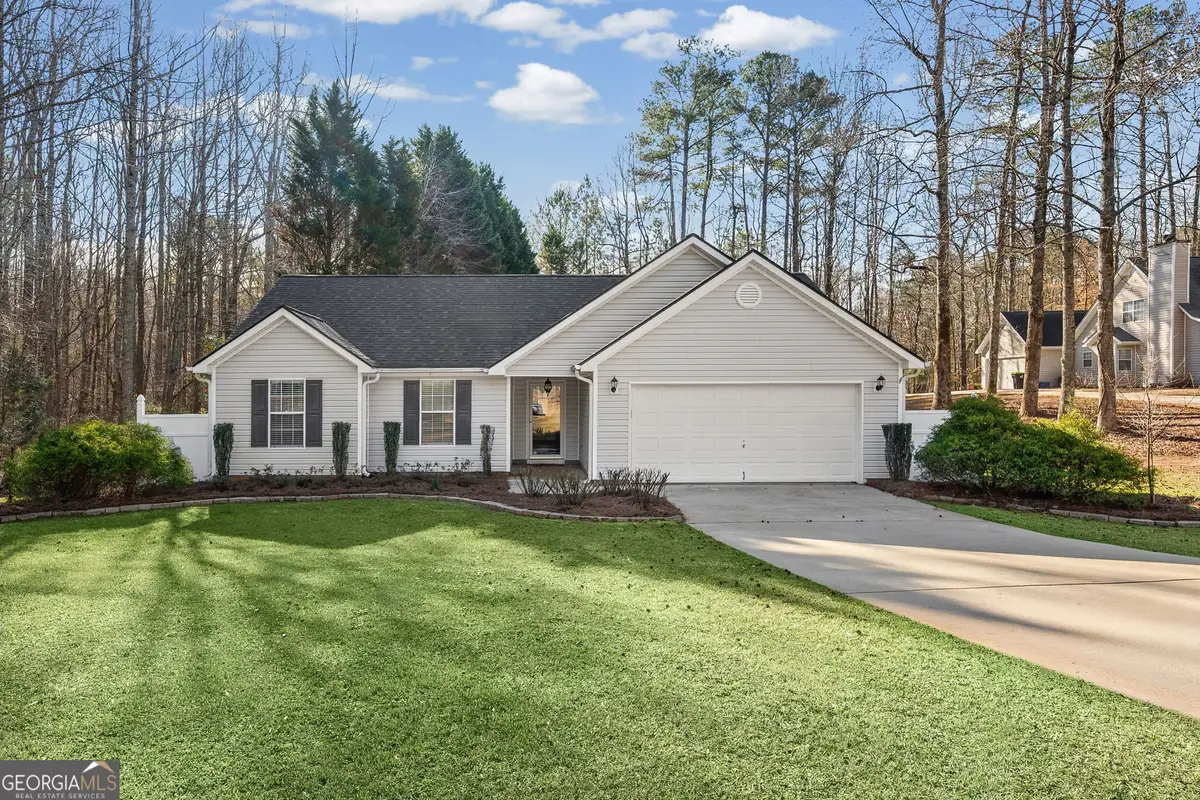 56 Pemberton Place, Sharpsburg, GA 30277 - Image #1
