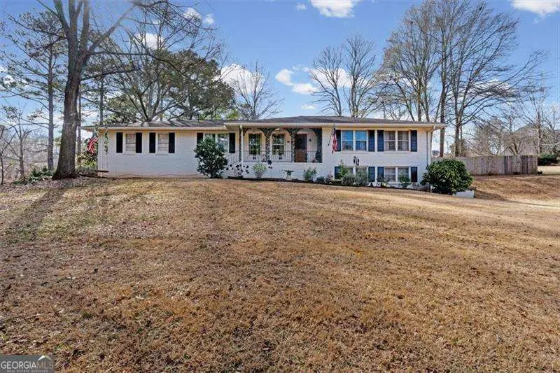 720 Chanson Drive Sw, Marietta, GA 30064 - Image #2