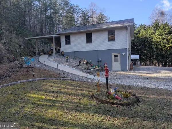 67 Matthew Street, Blairsville, GA 30512
