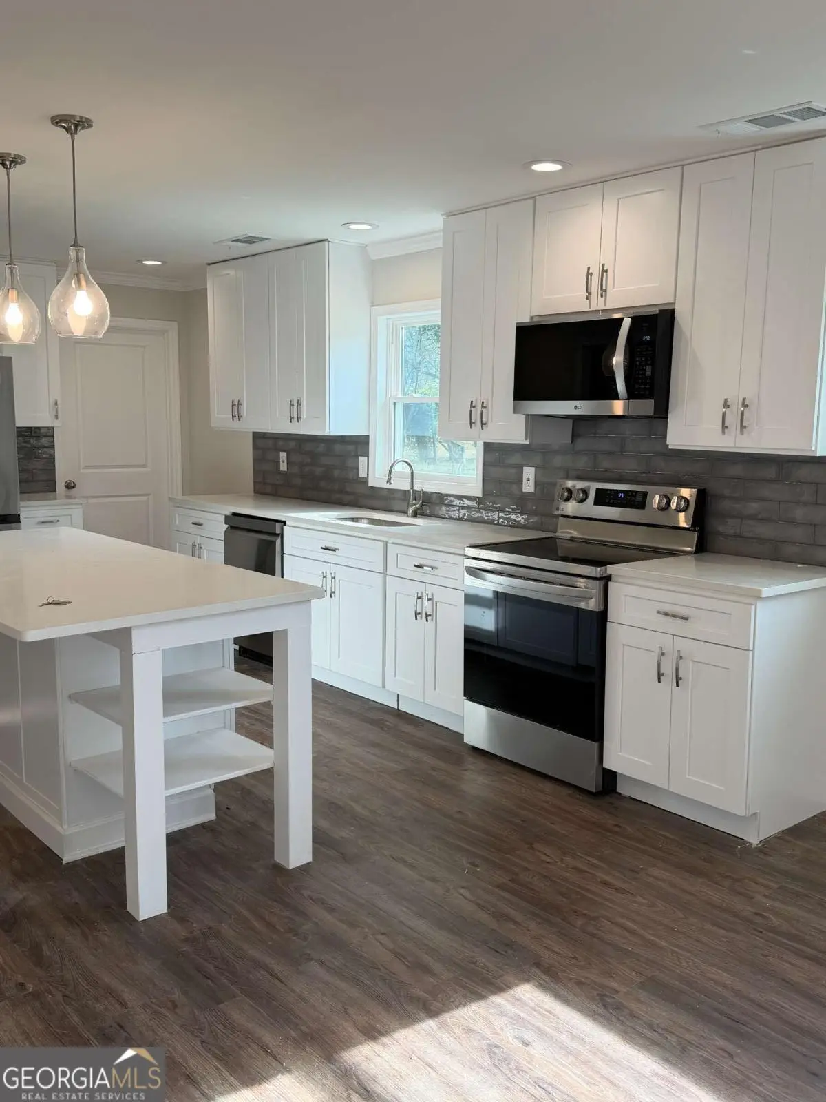 103 Barbara Ruth Drive Nw, Dalton, GA 30721 - Image #1