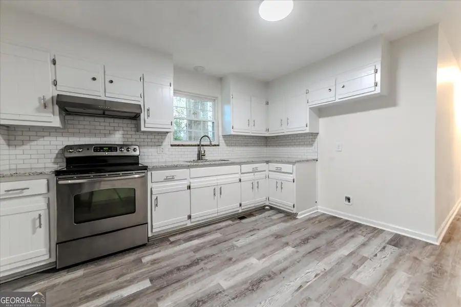 111 Collins Street, Byron, GA 31008 - #2