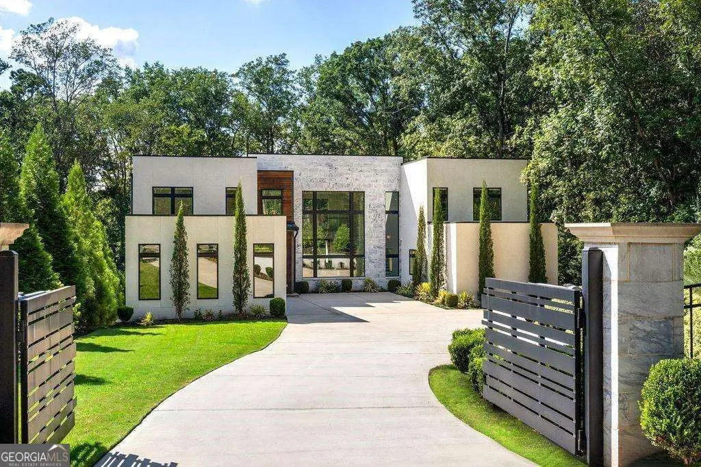 1105 Moores Mill Road Nw, Atlanta, GA 30327 - Image #1