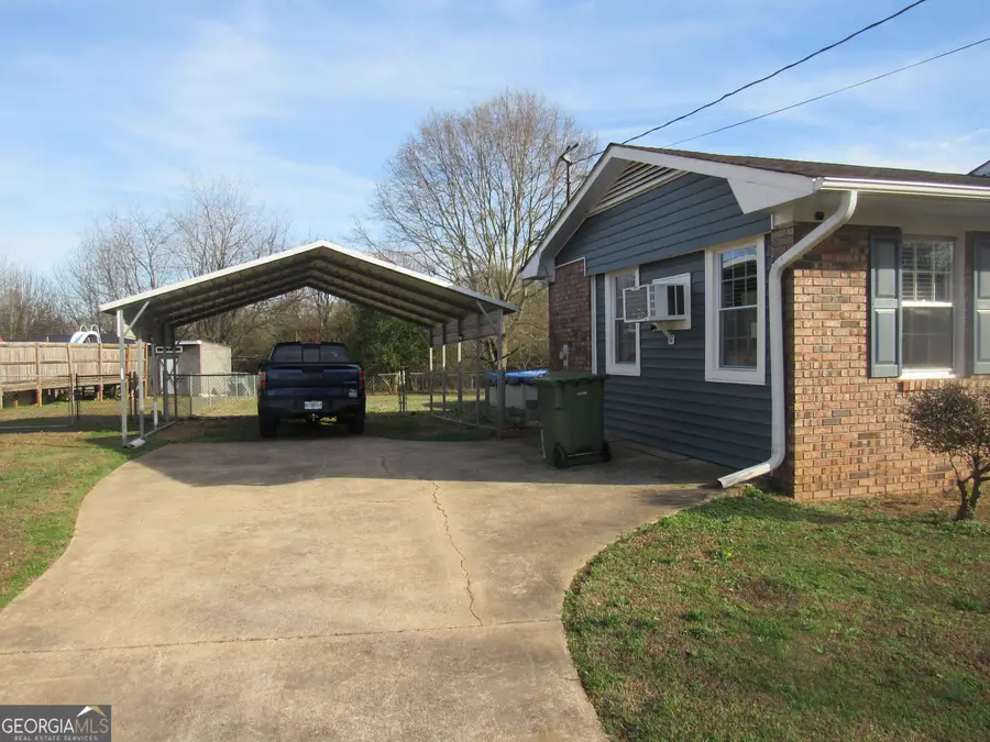 340 Floyd Street, Royston, GA 30662 - Image #3