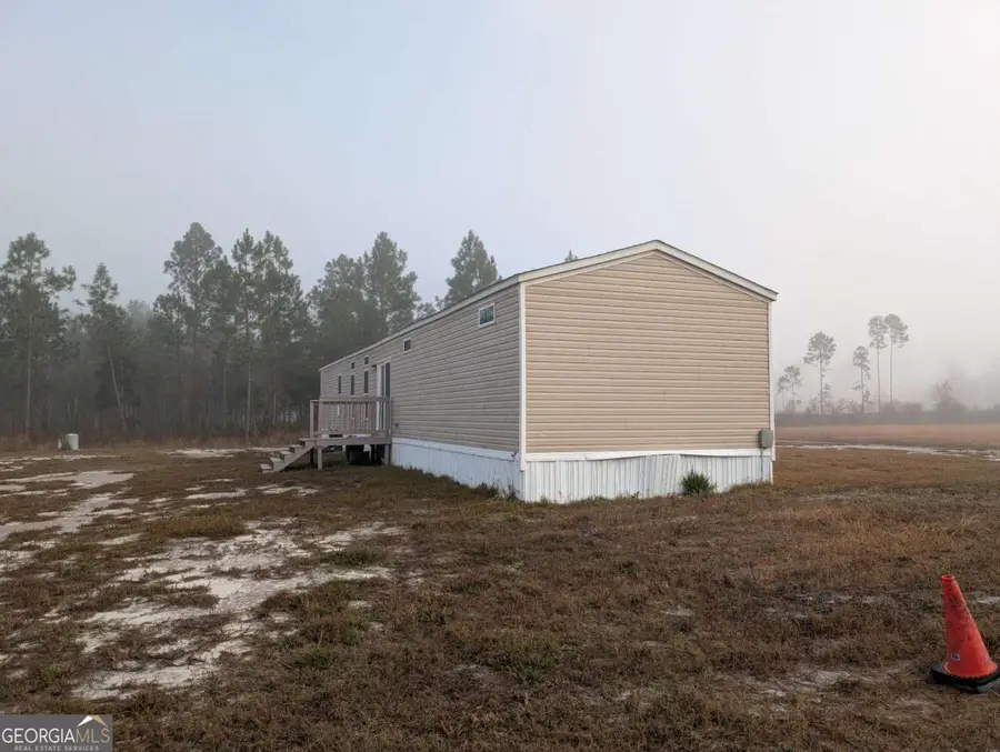 393 Crossing Drive, Nahunta, GA 31553 - Image #3