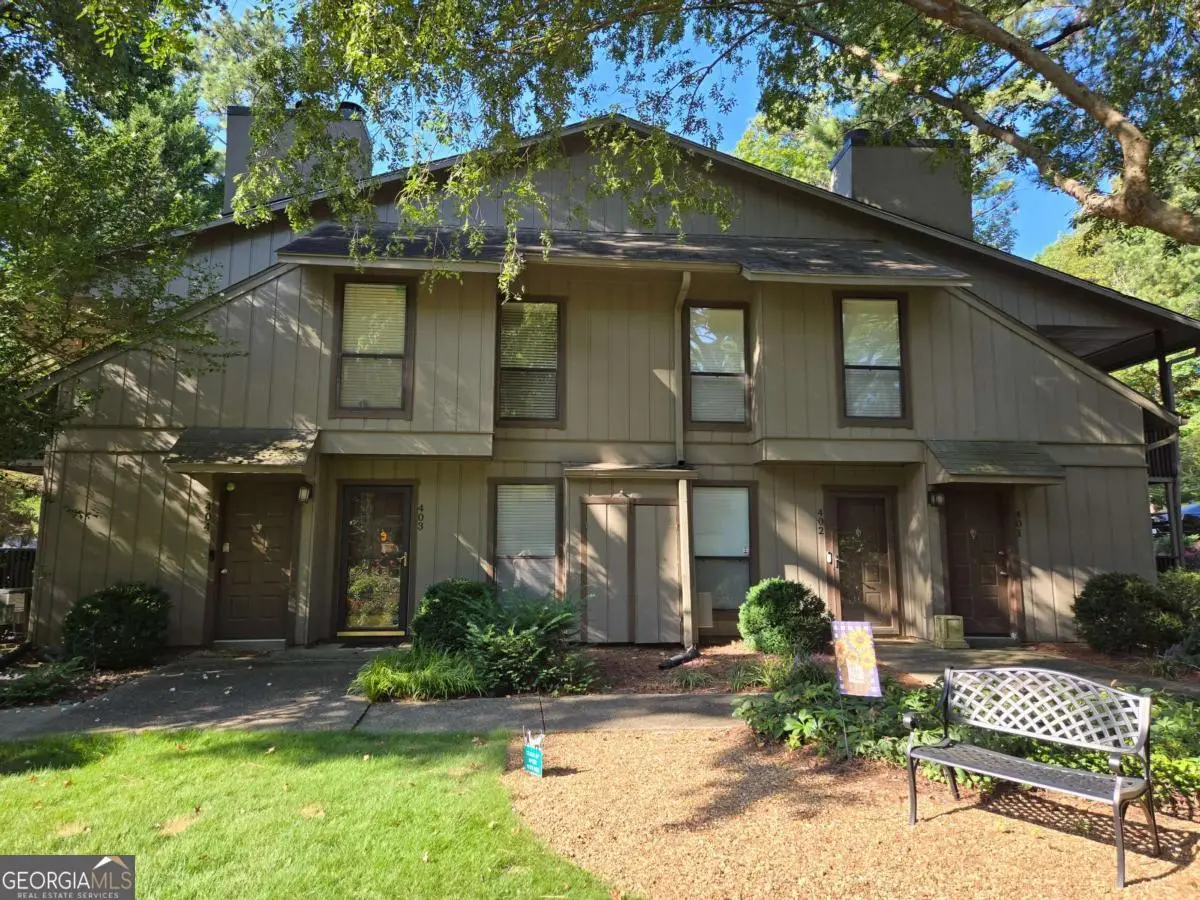 403 Cumberland Court Se, Smyrna, GA 30080 - Image #1