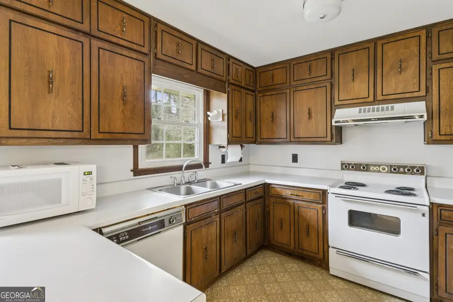 533 Avalon Drive, Fayetteville, GA 30214 - #3