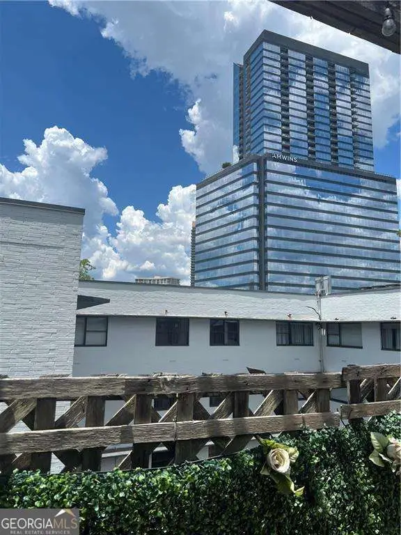 3649 Peachtree Road Ne #305, Atlanta, GA 30319