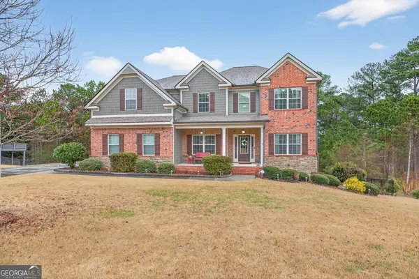 1393 Silver Thorne Court, Loganville, GA 30052