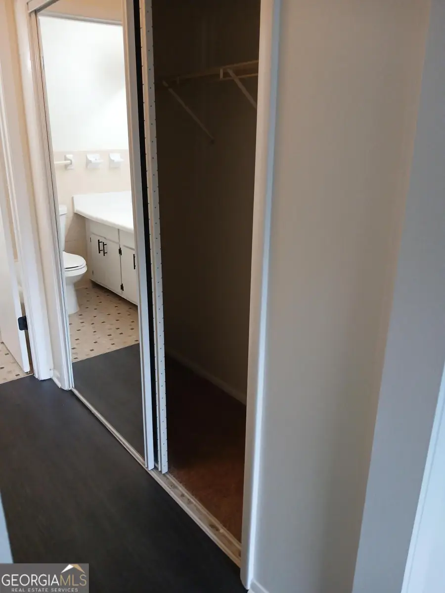 2805 Northeast Expressway Ne #B18, Atlanta, GA 30345 - Image #3