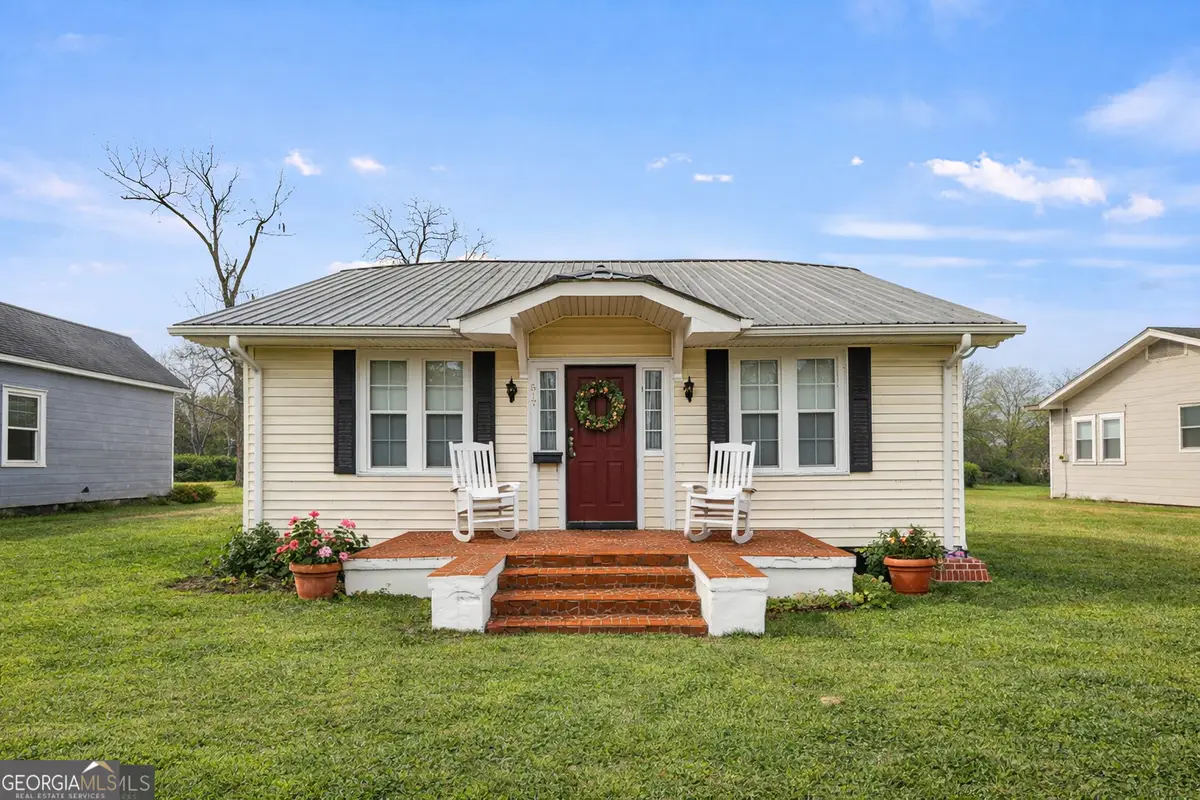 517 N Masonic Street, Millen, GA 30442 - #1