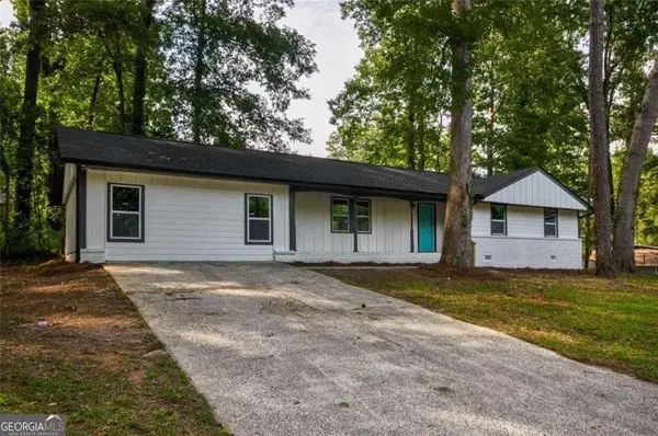 1961 Oak Leaf Court Sw, Marietta, GA 30008