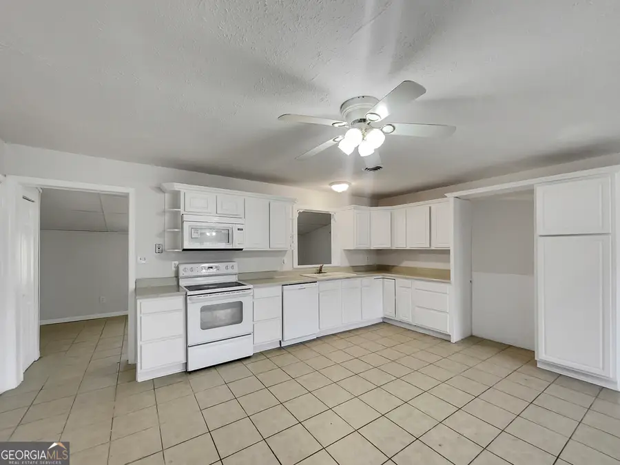 225 Griffin Park Road, Griffin, GA 30223 - Image #2