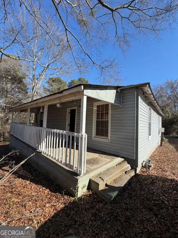 109 Barnesville Avenue, Barnesville, GA 30204