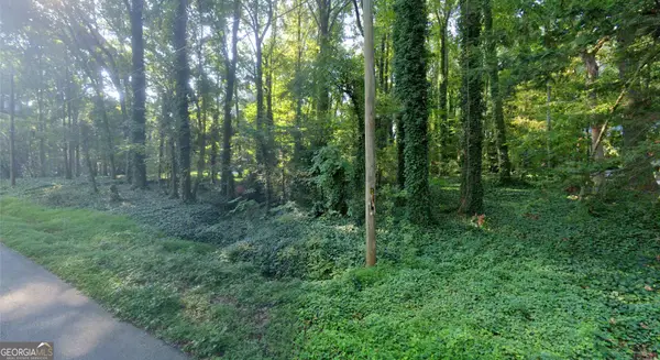 2729 Emerald Drive, Jonesboro, GA 30236