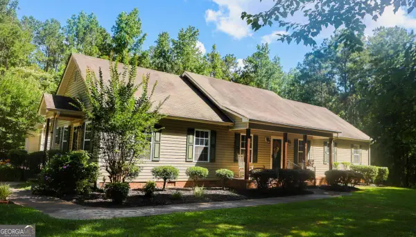 1665 Jackson Lake Road, Mansfield, GA 30055