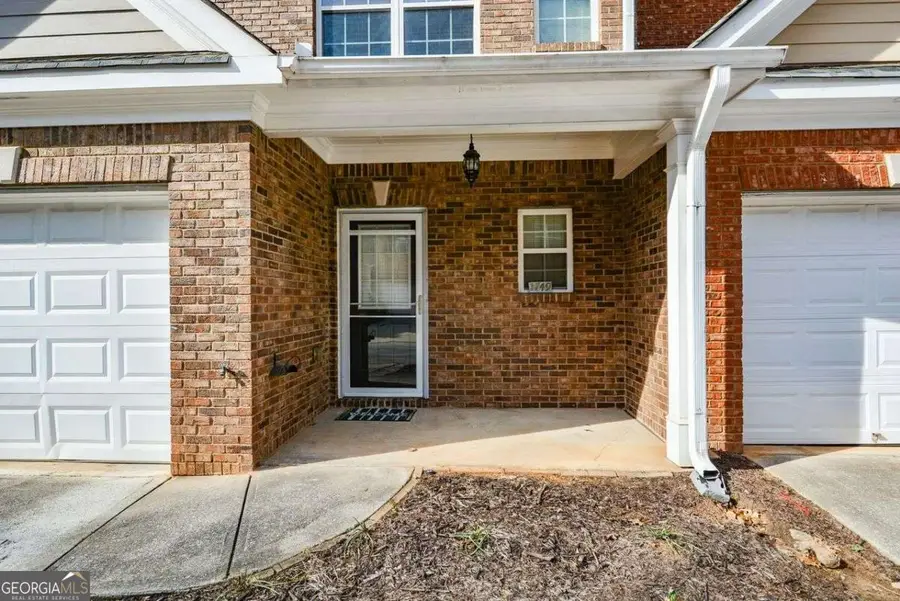 1749 Oakbrook Lane Nw, Kennesaw, GA 30152 - Image #2