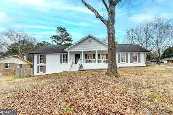 2136 Briarwood Court, Snellville, GA 30078