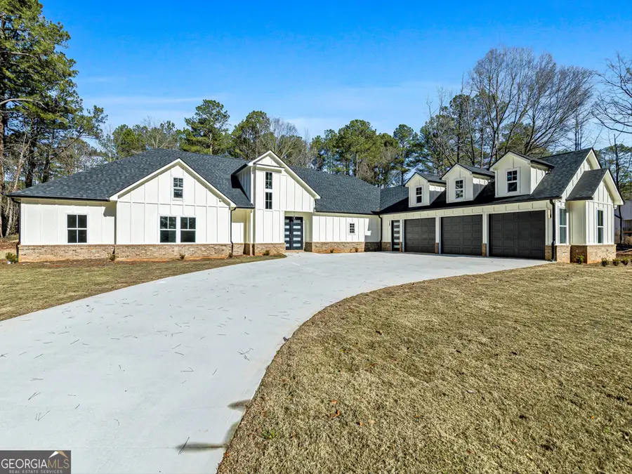 120 Wesley Pl, Fayetteville, GA 30214 - Image #2