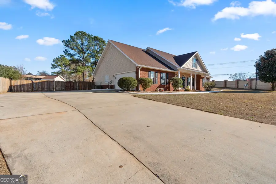 101 Bay Laurel Circle, Warner Robins, GA 31088 - Image #2