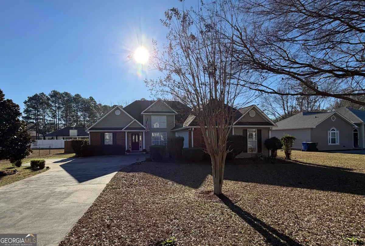 107 Westchester Circle, Dublin, GA 31021 - Image #1