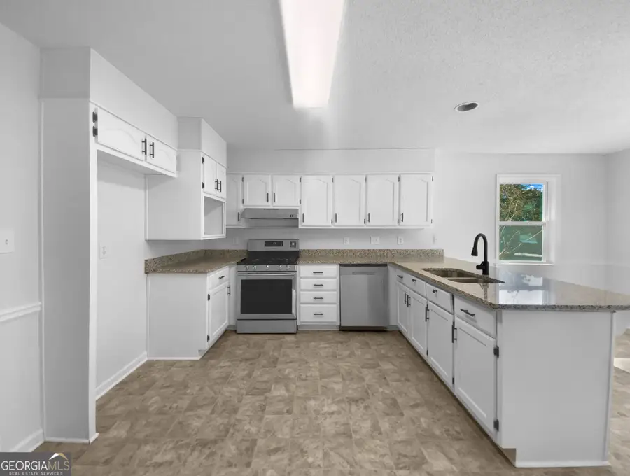 180 Antebellum Way, Fayetteville, GA 30215 - Image #2