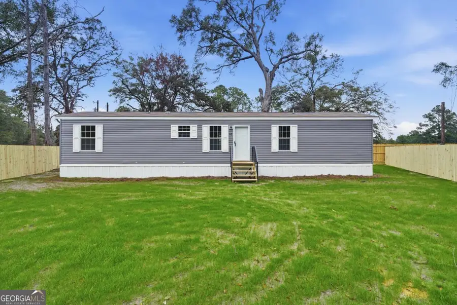 93 Thrasher Lane E, Jesup, GA 31545 - Image #2