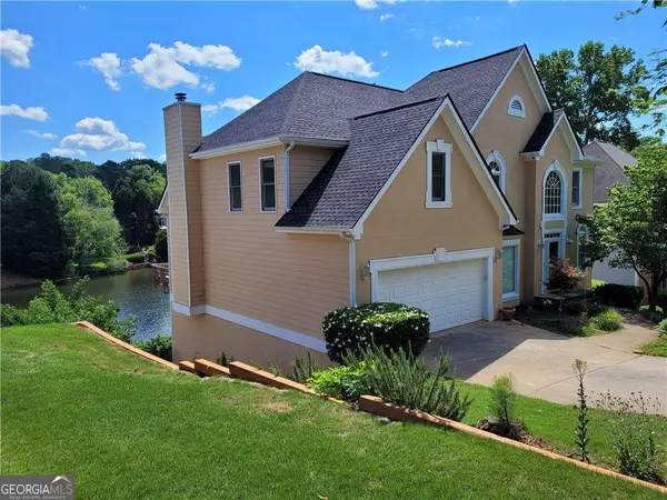 2285 Wildwood Lake Drive, Suwanee, GA 30024