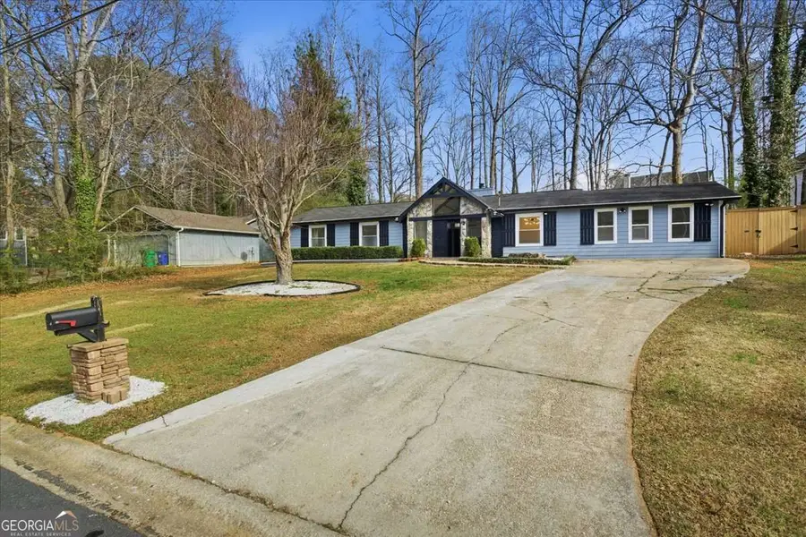 670 Stonehedge Drive, Stone Mountain, GA 30087 - Image #3