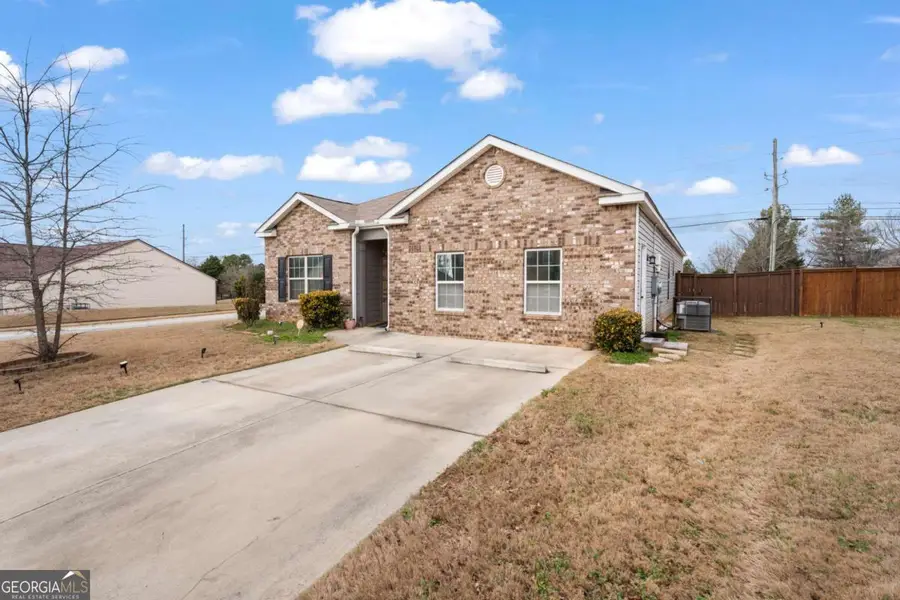 1744 Sandy Trail Drive, Hampton, GA 30228 - Image #3