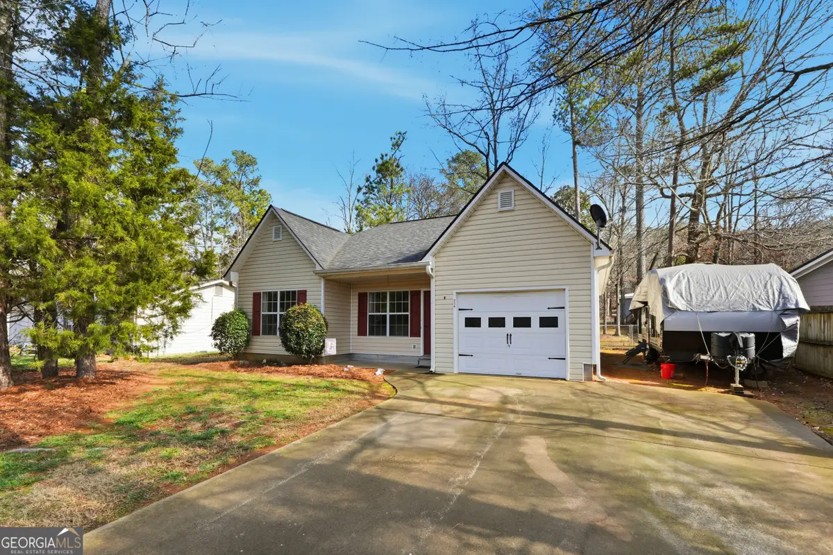 216 Whispering Pine Circle Ne, White, GA 30184 - #1
