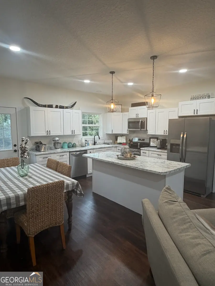 1112 Tanner Circle, Blackshear, GA 31516 - Image #2