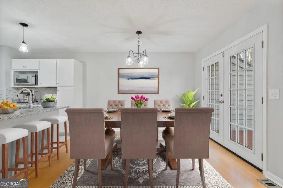 1064 Creatwood Circle Sw, Smyrna, GA 30080 - Image #3