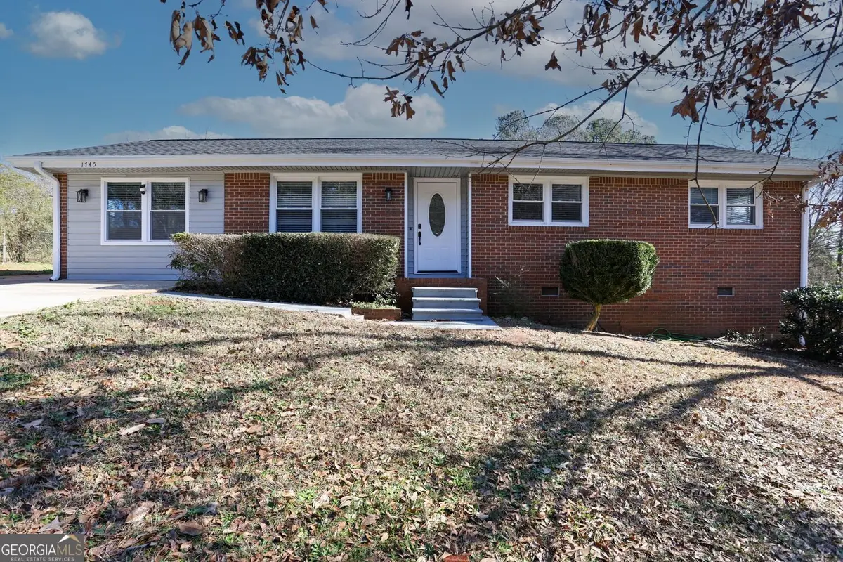 1745 Rockbridge Road Nw, Conyers, GA 30012 - Image #1