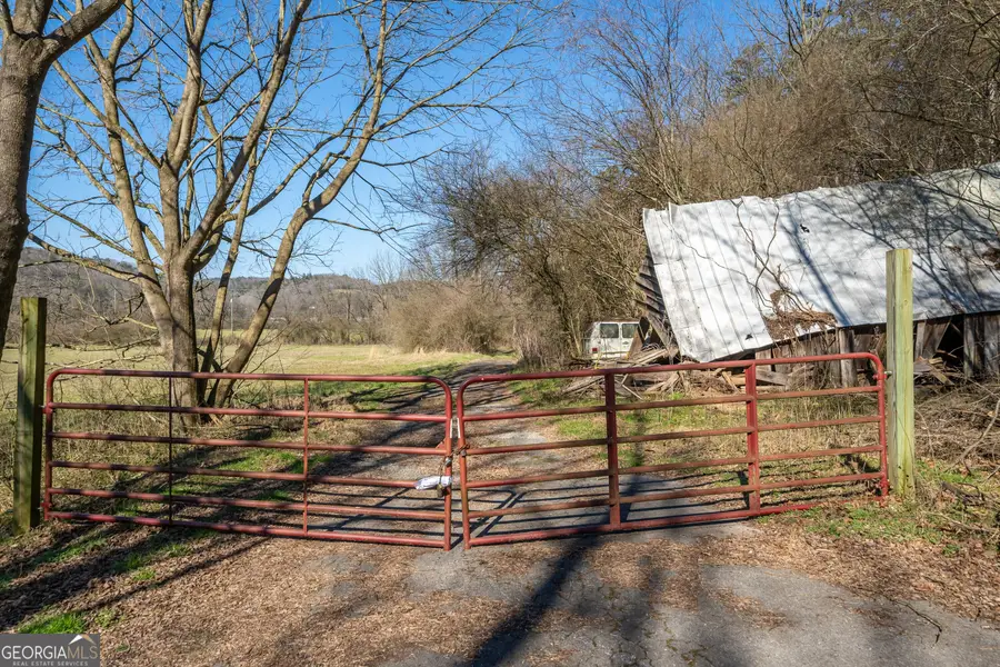 312 Parks Avenue, Ellijay, GA 30540 - Image #2