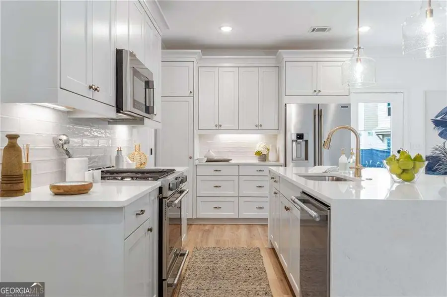 3305 Stillwood Drive, Hapeville, GA 30354 - Image #3