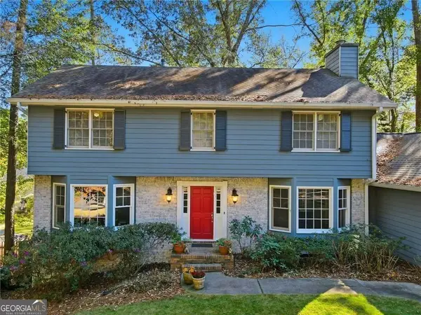 1050 Lakemont Trace, Roswell, GA 30075