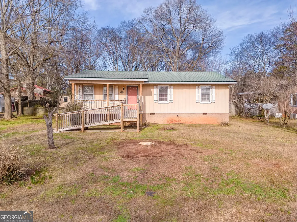 42 E Georgia Avenue, Emerson, GA 30137 - Image #1