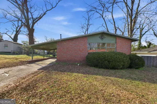 101 Pine Circle, Jonesboro, GA 30236