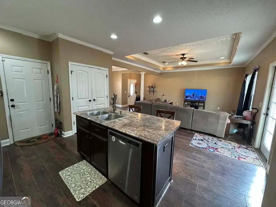 1117 Autumns Wood Circle E, Brunswick, GA 31525 - Image #3