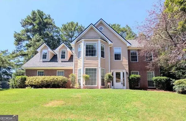 830 Meadowsong Circle, Lawrenceville, GA 30043