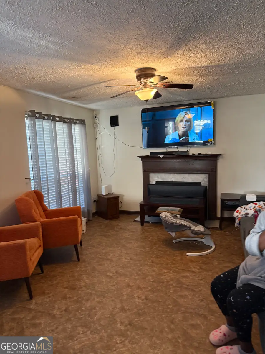 4037 Robin Circle, Atlanta, GA 30349 - Image #3